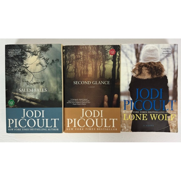(3) Jodi Picoult Paper Trade Paperback Books Lone Wolf Second Glance Salem Falls - Picture 1 of 9